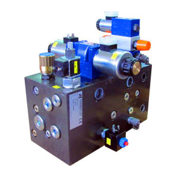 Special manifold for presses and benders
